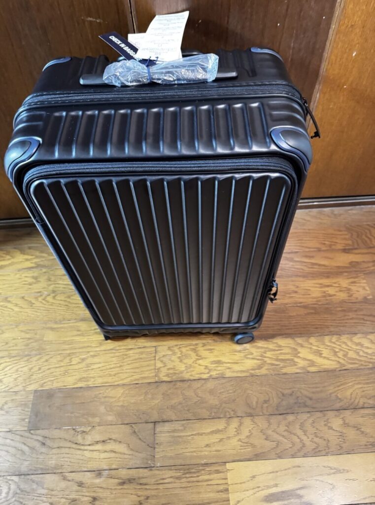CARGO AiR LAYER CAT648LY ジェットブラックの正面